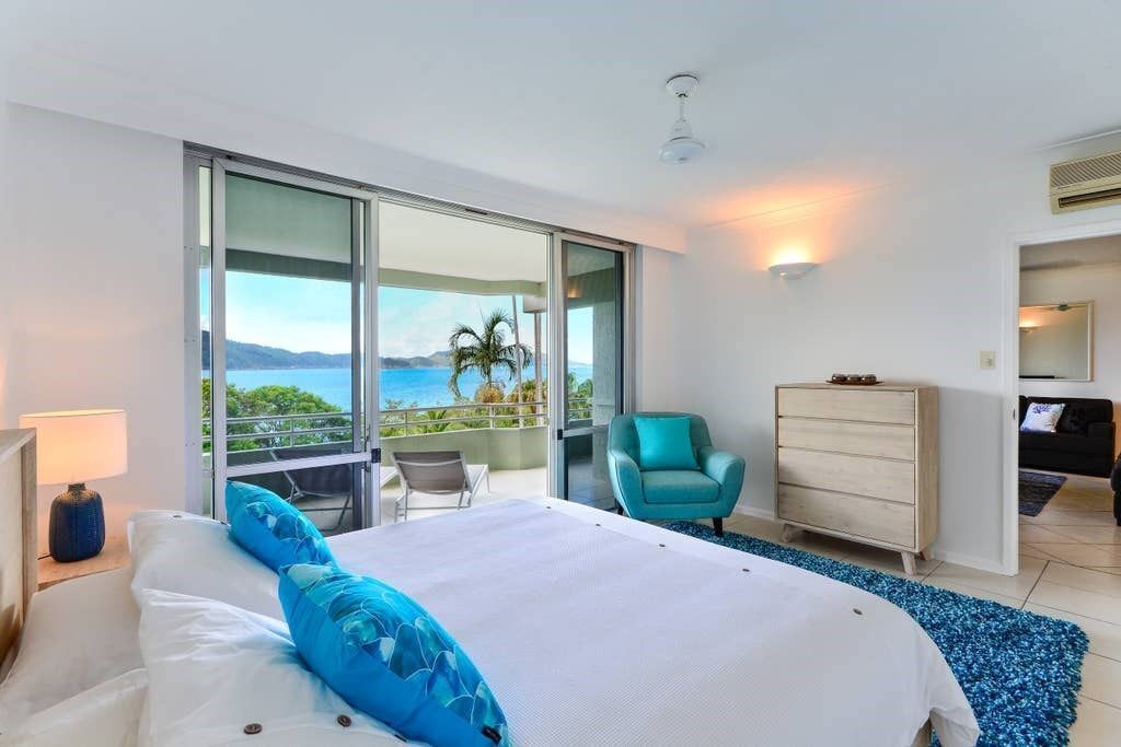 Lagoon Lodge 103 - Beachfront Apartment on Hamilton Island