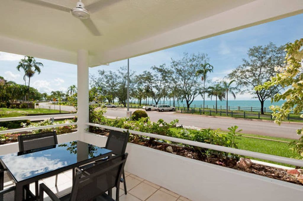 Sunset on Nightcliff – Panoramic Foreshore Views