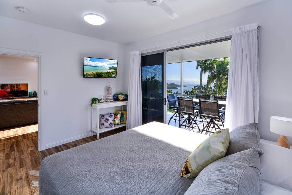 Blue Water Views 6 - Seaview Apartment on Hamilton Island