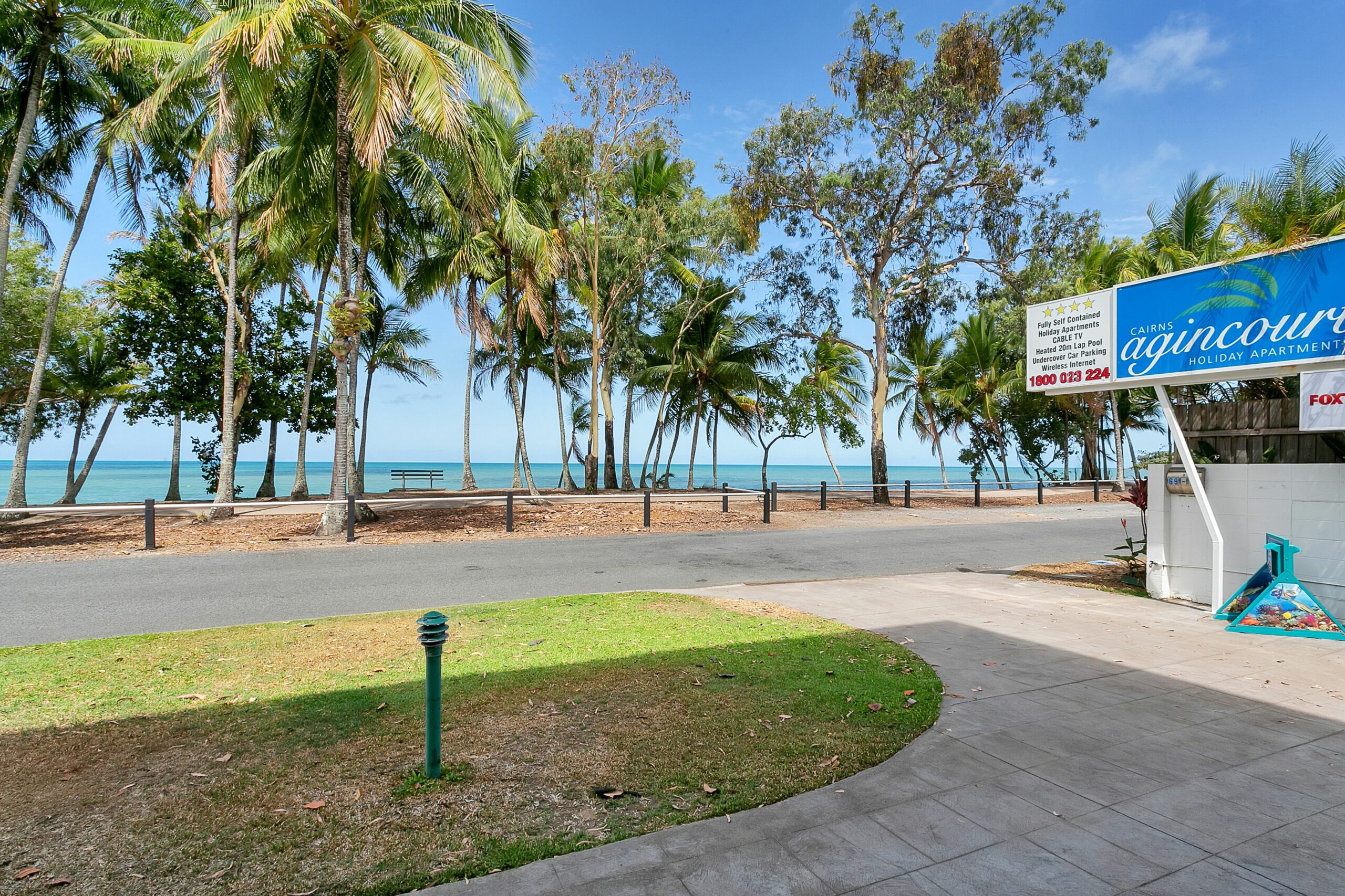 Stunning Apartment Right In Front Of The Beach!