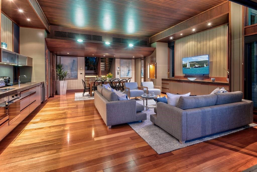 Yacht Club Villa 13 - Stunning Seaview Villa on Hamilton Island