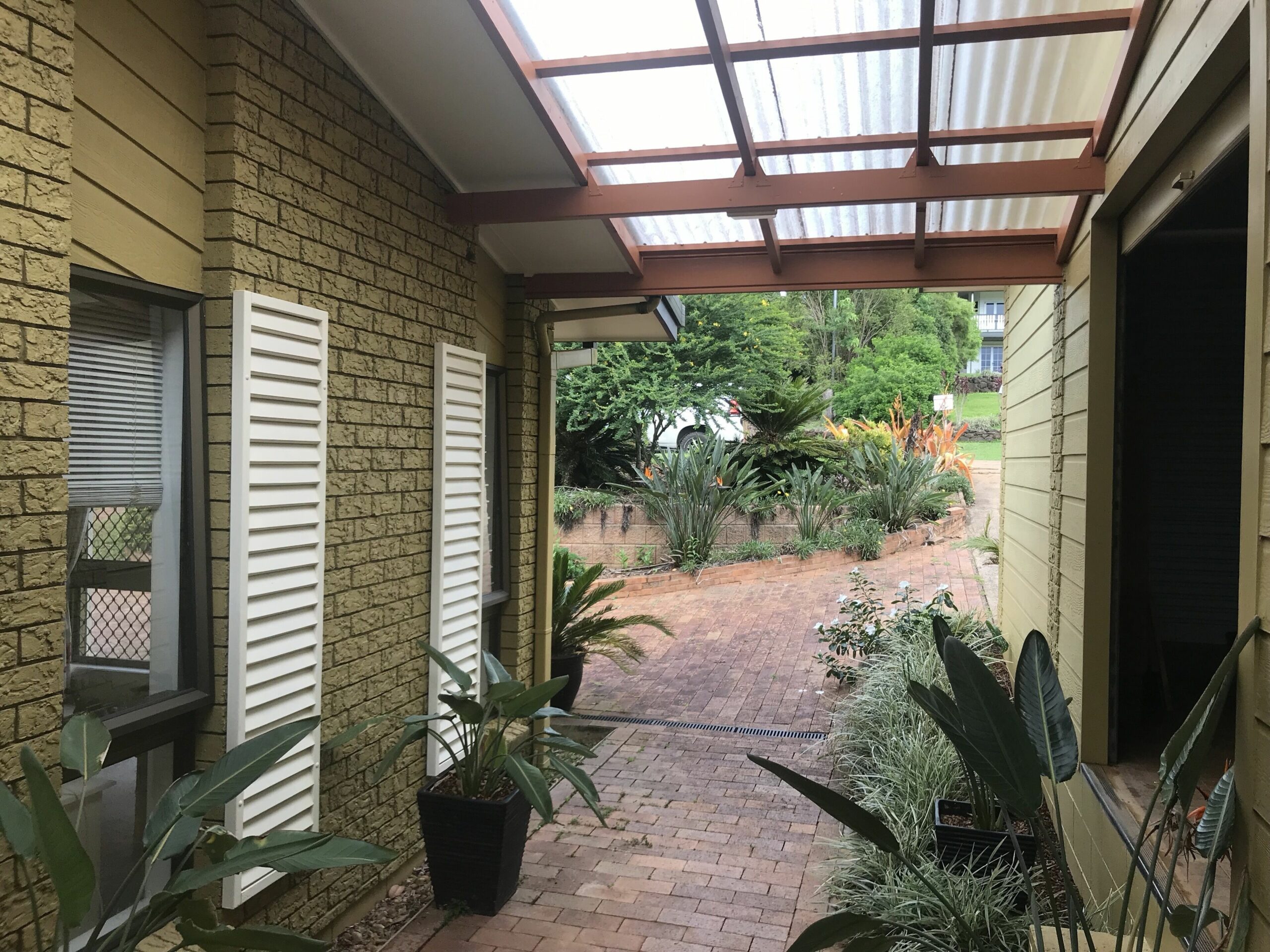 Welcome to Lakeside, Yungaburra With the Lake Literally at Your Doorstep