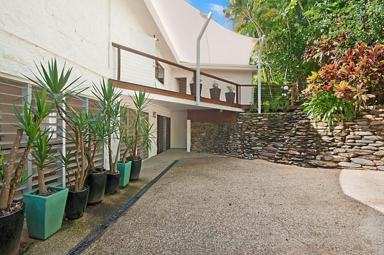 15 Wharf Street-beachfront