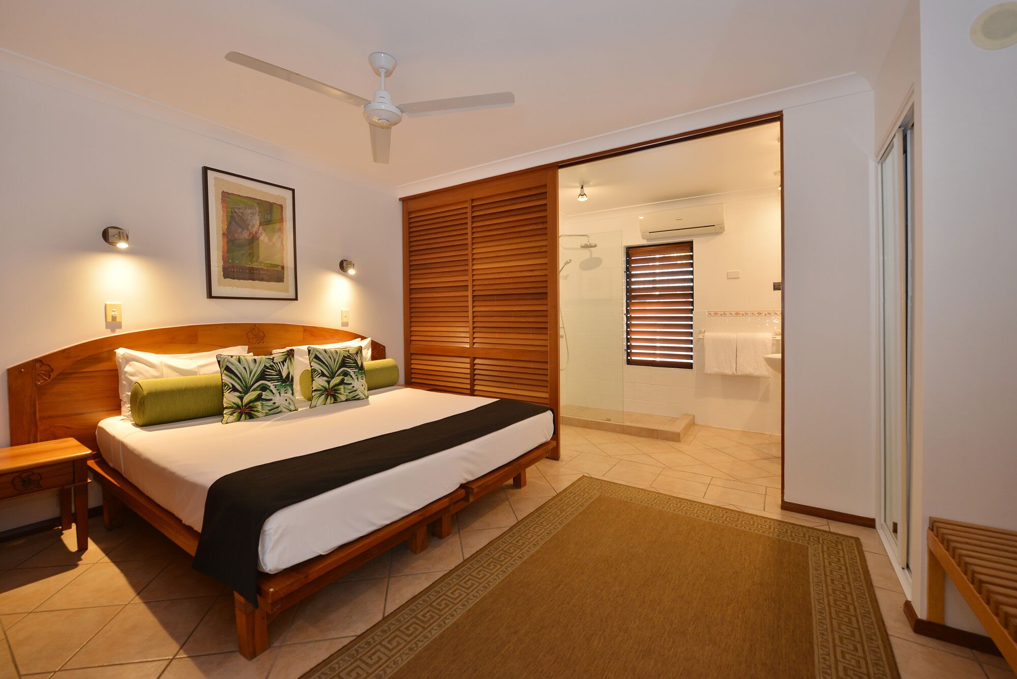 Escape @ Hibiscus - Walk to all Port Douglas has to Offer