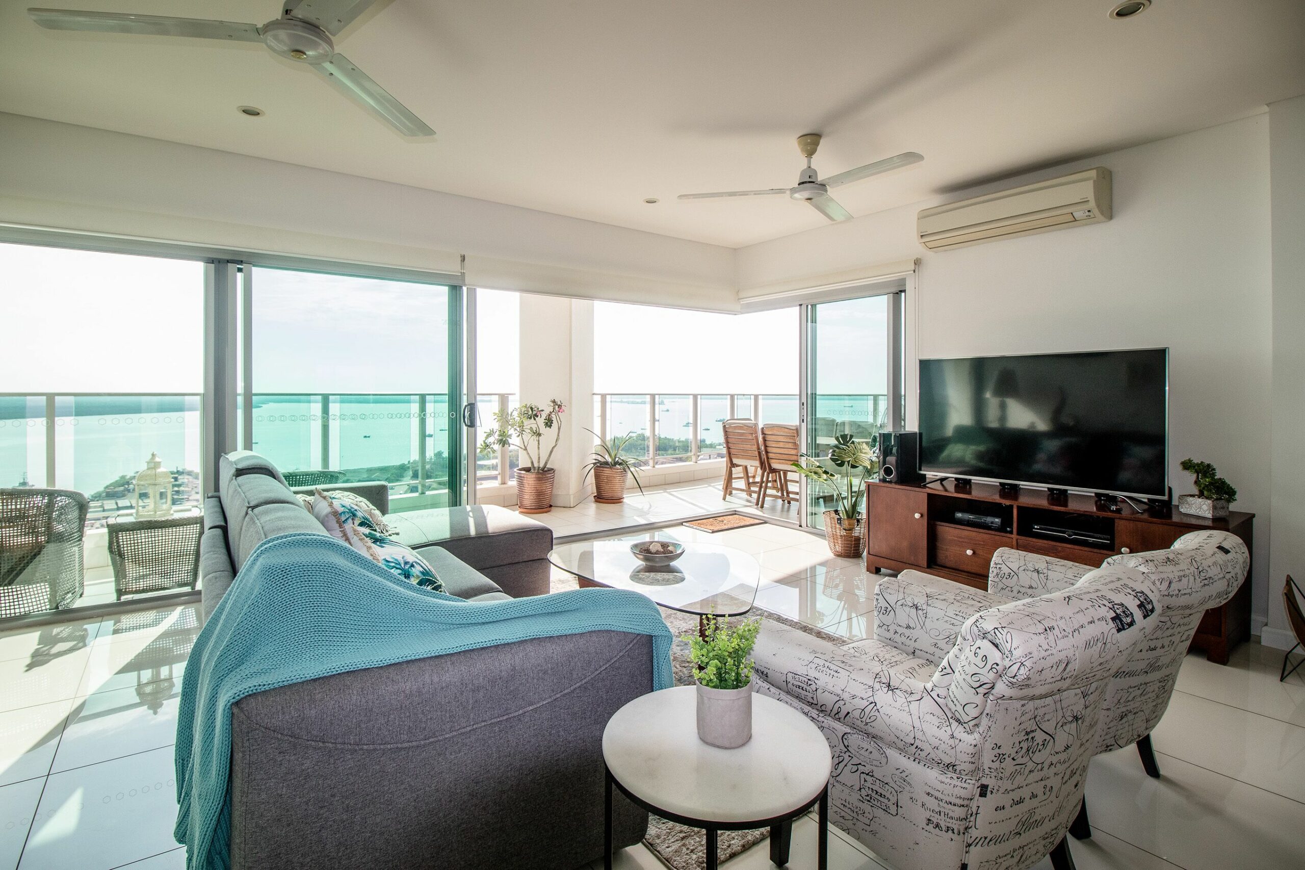 ZEN BY THE WATER – Darwin’s Premier Ocean View Family Retreat in the CBD