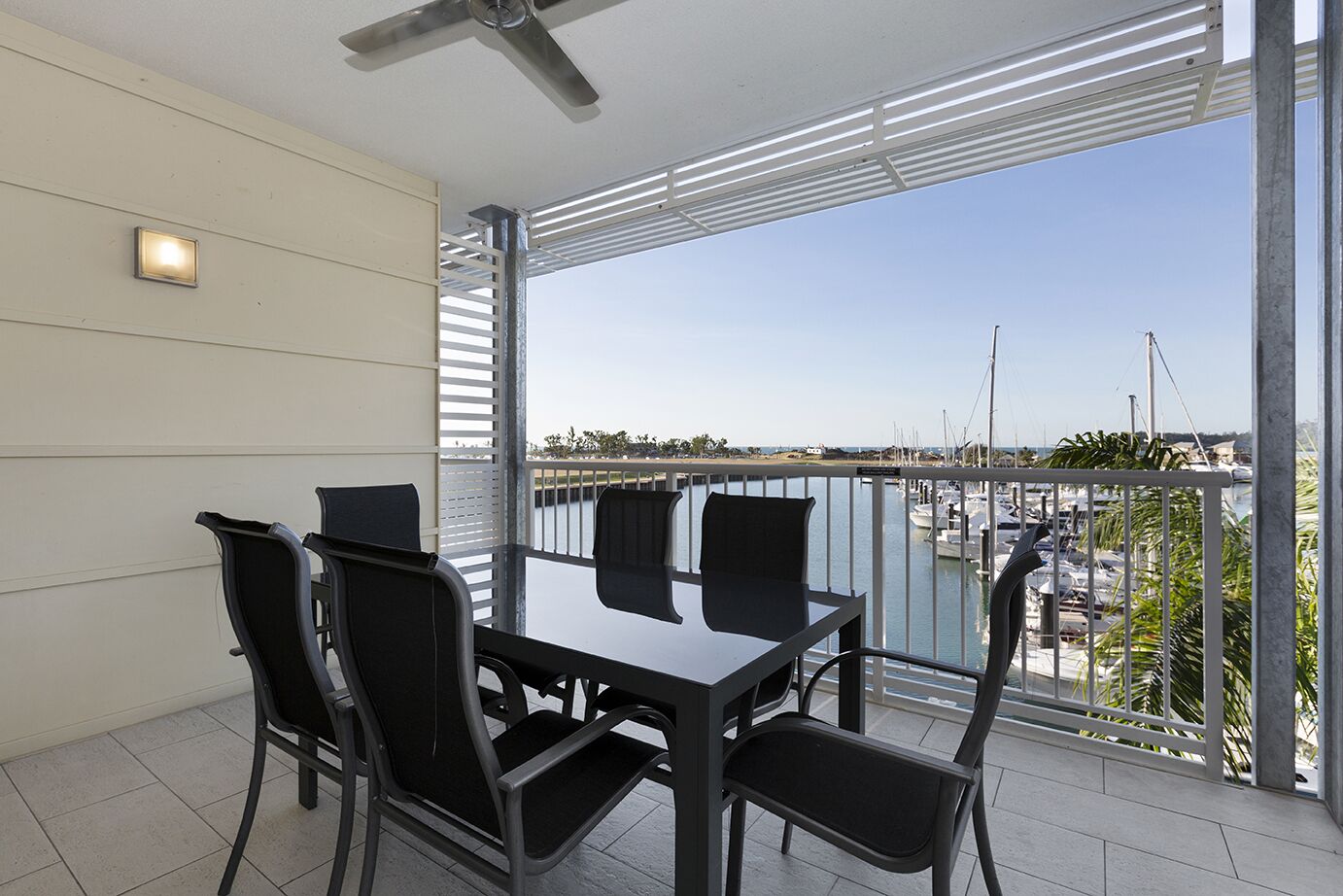 Luxury Marina Front Apartment