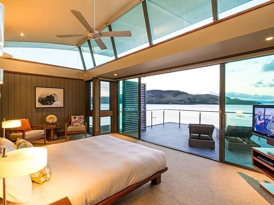 Yacht Club Villa 17 - Stunning Villa on Hamilton Island