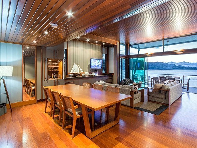 Yacht Club Villa 17 - Stunning Villa on Hamilton Island