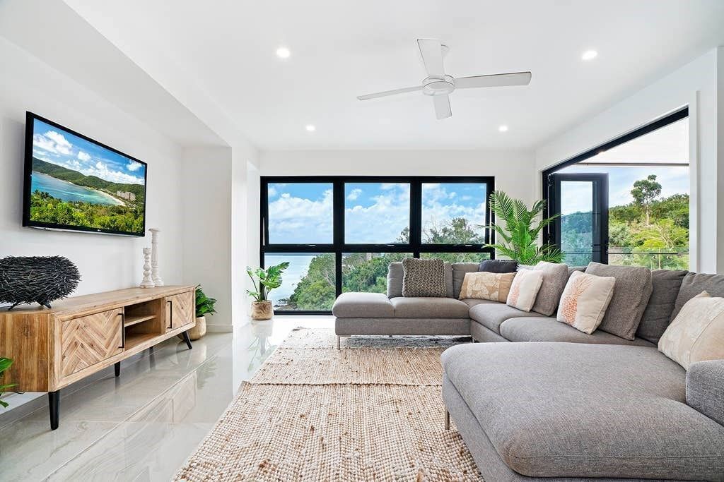 Hidden Cove 6 - Stunning Seaview Apartment on Hamilton Island