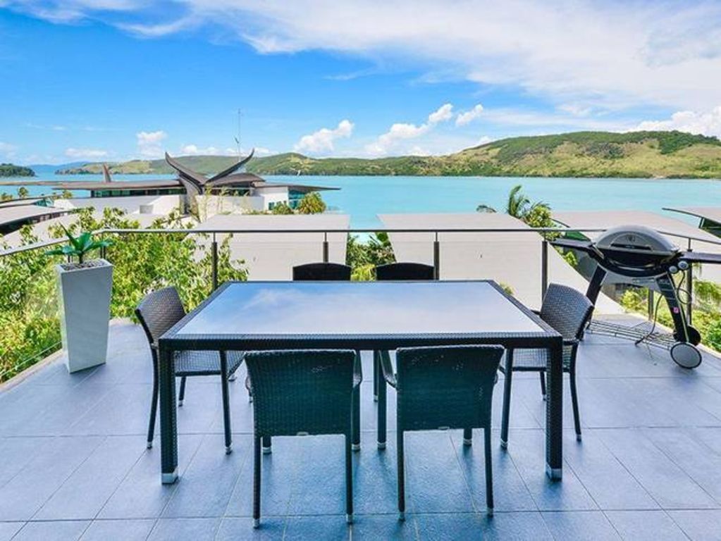 Yacht Club Villa 28 - Hamilton Island