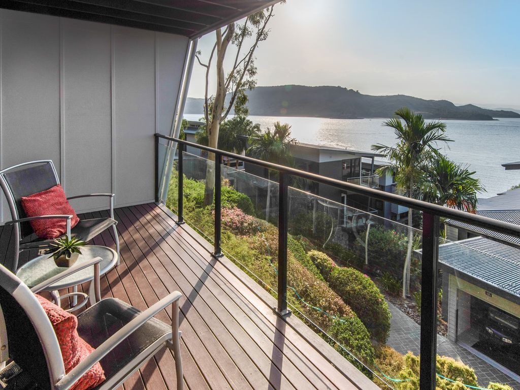 Shorelines 26 - Seaview Apartment on Hamilton Island