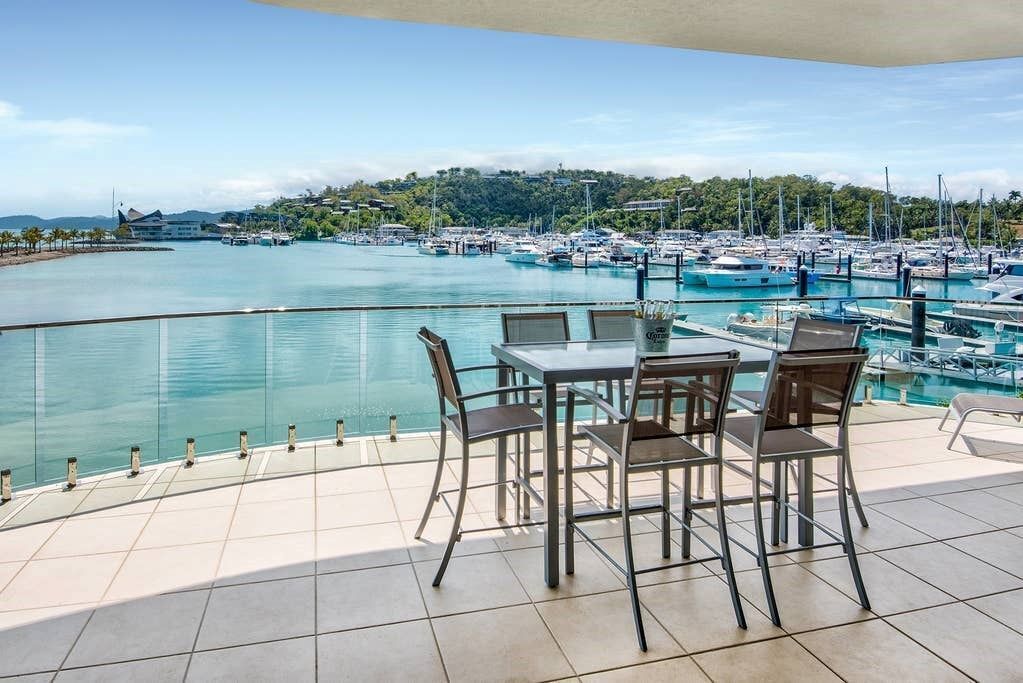 Pavillions 24 – Marina Front Apartment on Hamilton Island