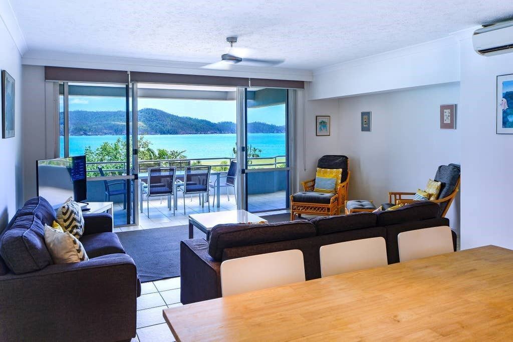 Frangipani 008 - Beachfront Apartment on Hamilton Island