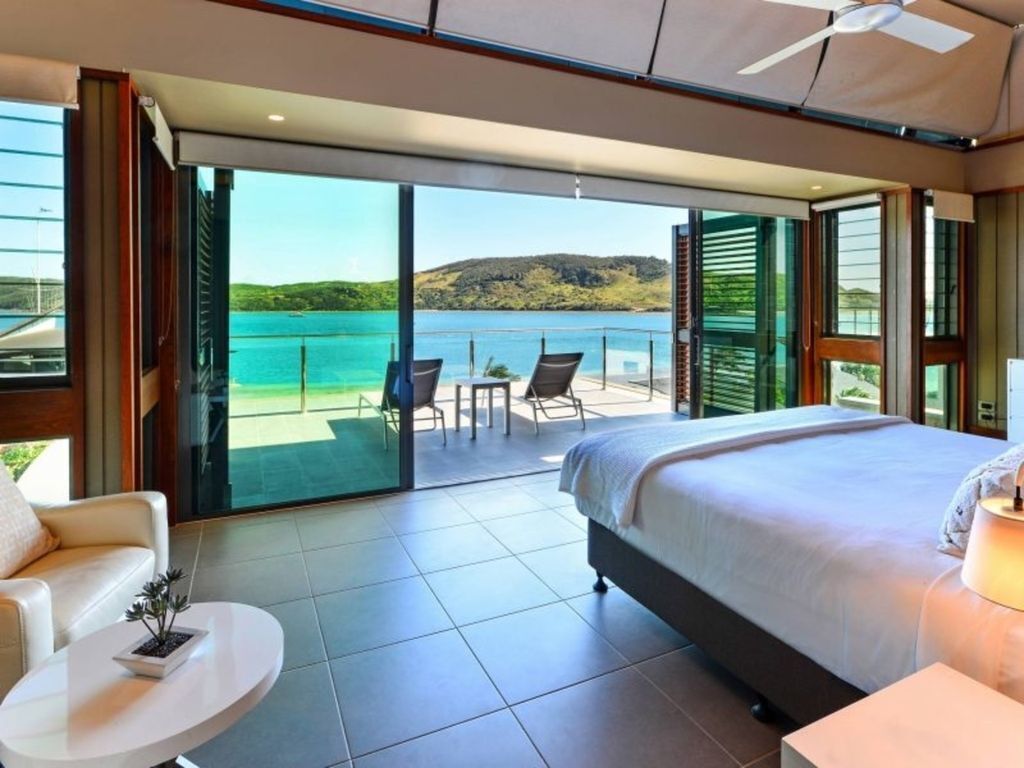 Yacht Club Villa 28 - Hamilton Island