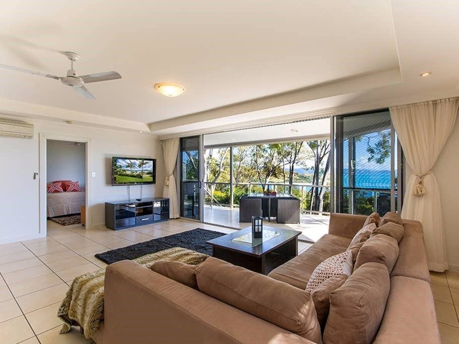 Blue Water Views 15 - Beautiful Apartment on Hamilton Island