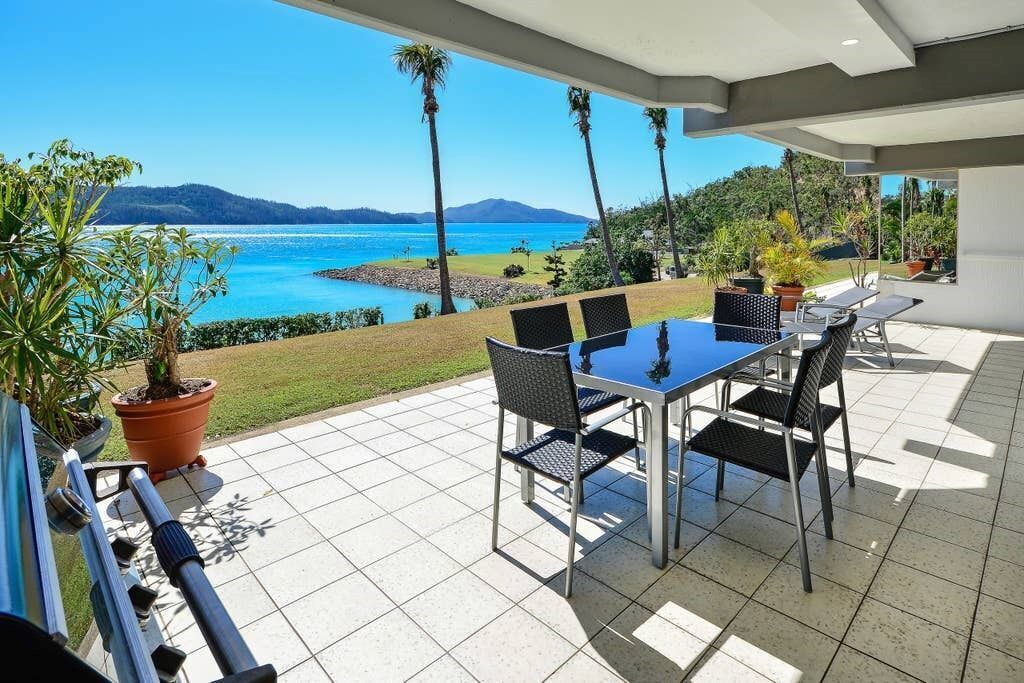 Frangipani 002 – Beachfront Apartment on Hamilton Island