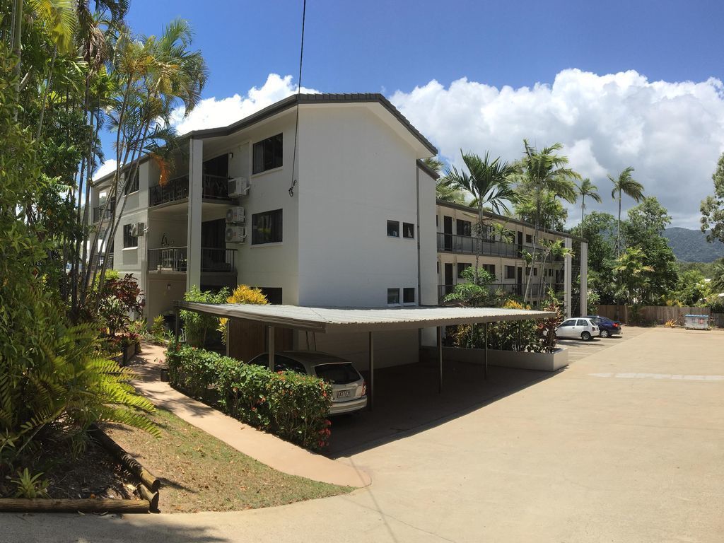 Palms Trinity Beach Two Bedroom Apartment With Free Wifi