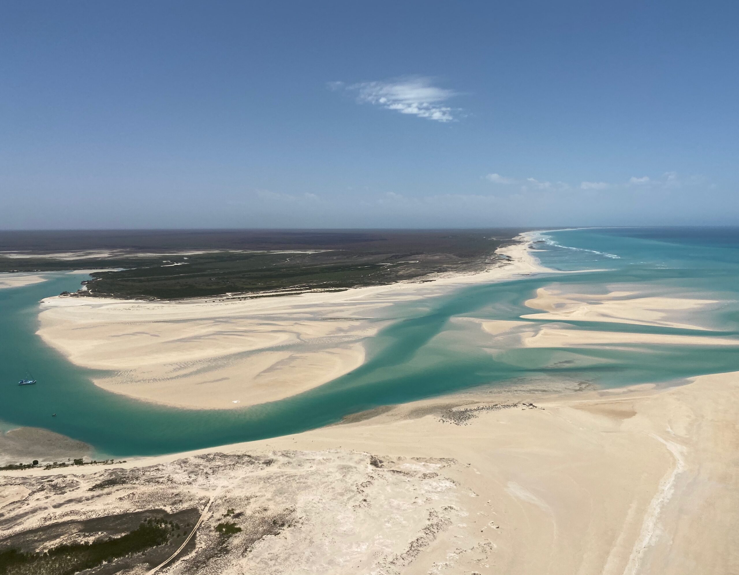 30 minute Colours of Broome Scenic Helicopter Flight, Australia ...