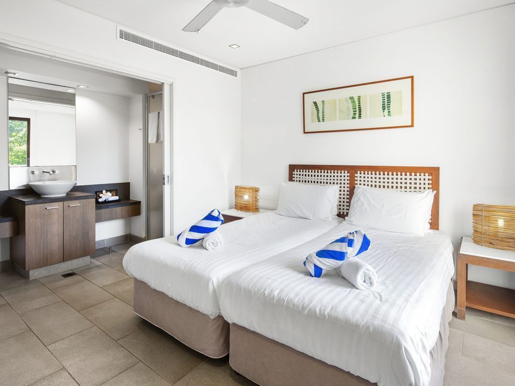 Temple 304 Modern Spacious Palm Cove Resort