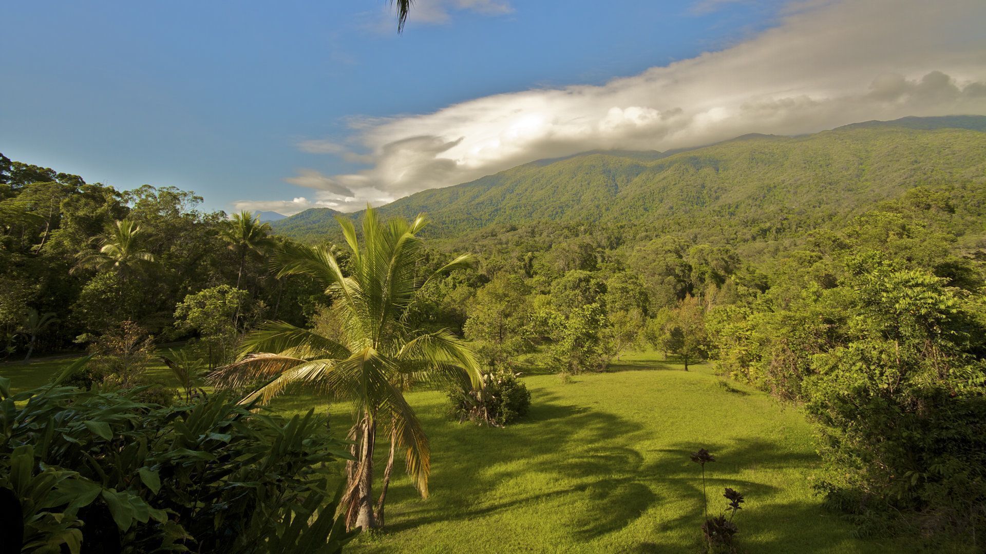 Shangri-la - Stunning Mountain Views