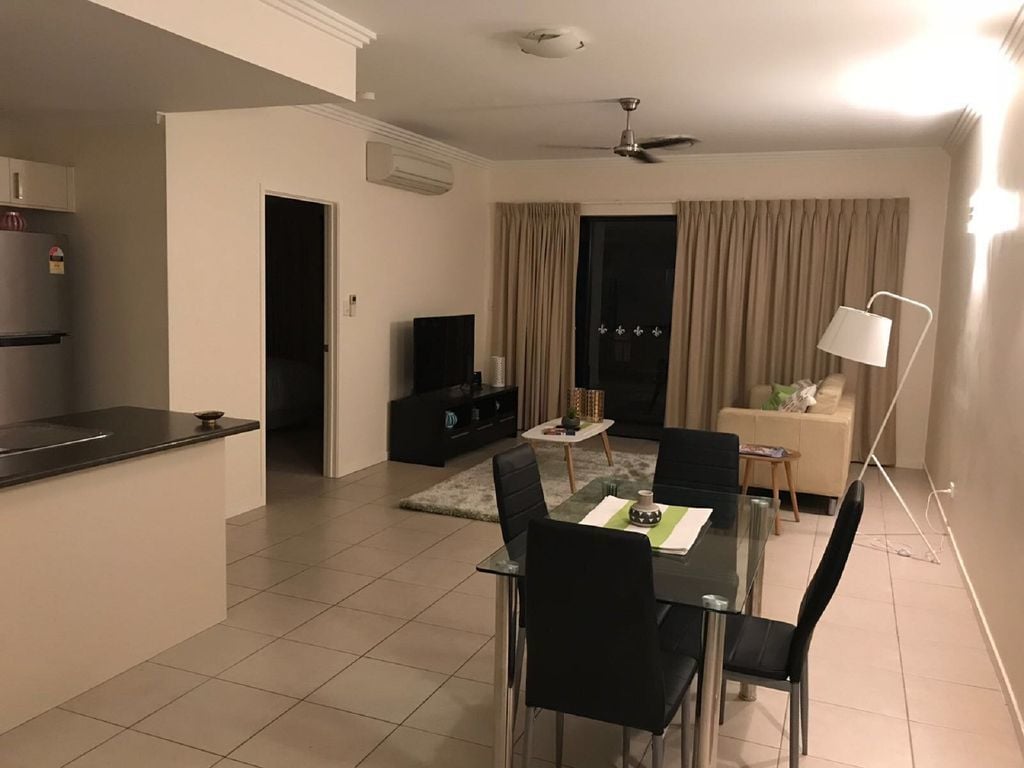 Modern Townsville Luxury - Spacious 3 BR Apartment!