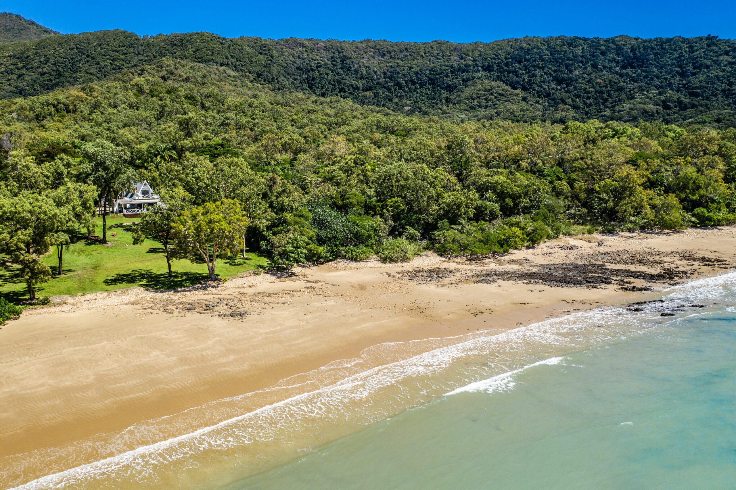 Cottonwood - A-frame Private Beachfront