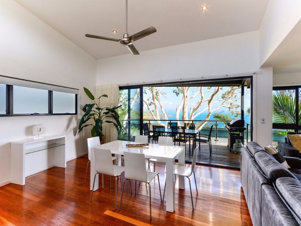 Pinnacle 1 - Seaview Apartment on Hamilton Island