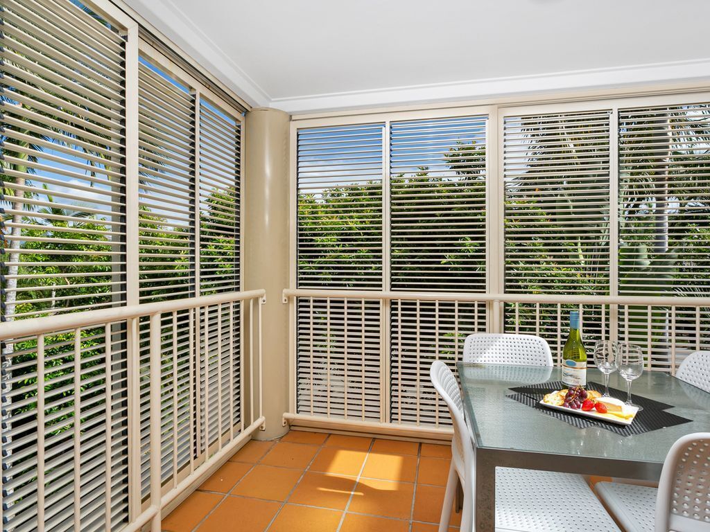 Port Douglas Apartments, Location, Location