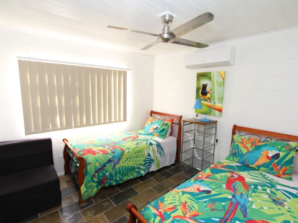 Island View Apt 1 - Arcadia, QLD