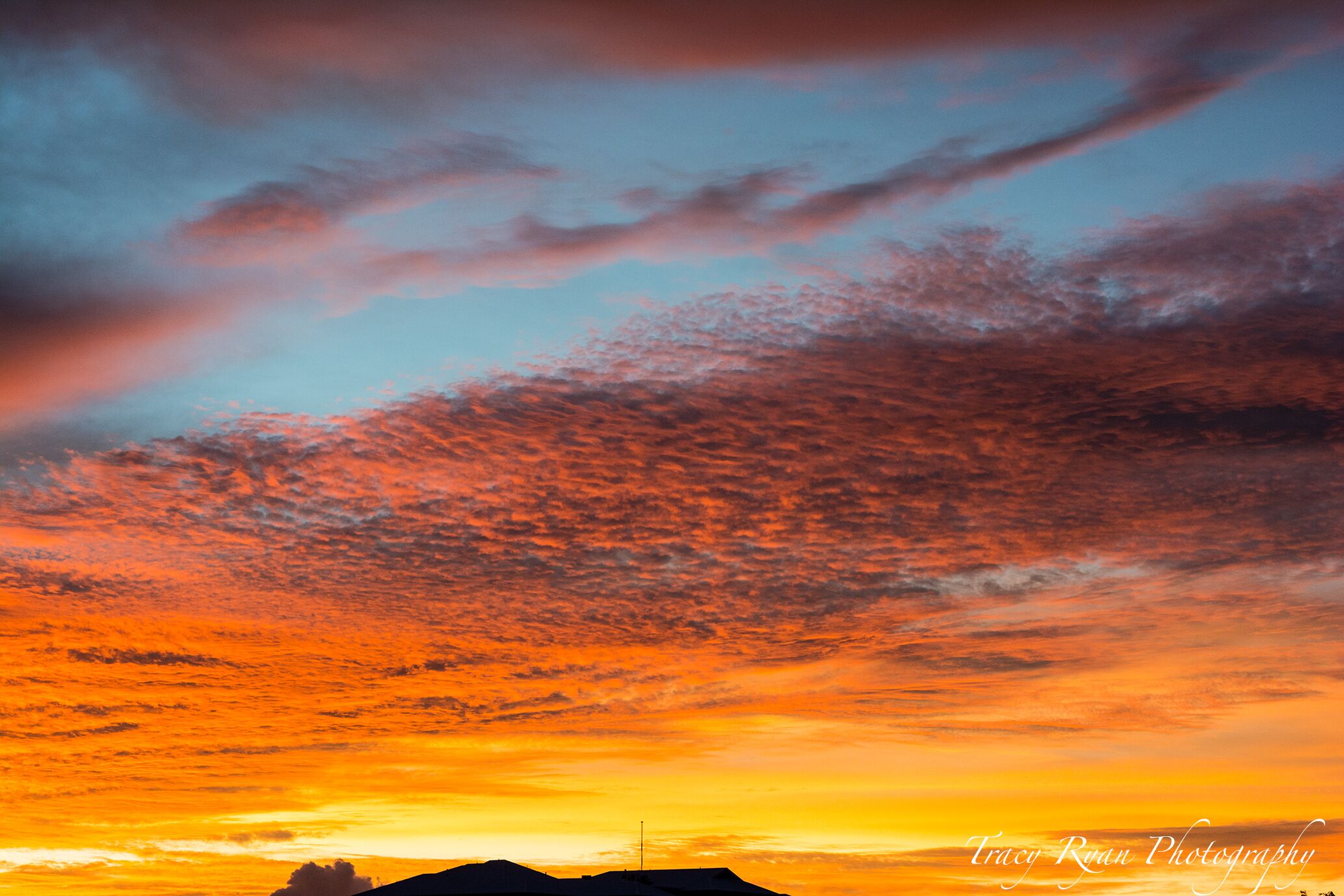 Sunset Over Mindil - Views & Welcome Brekkie