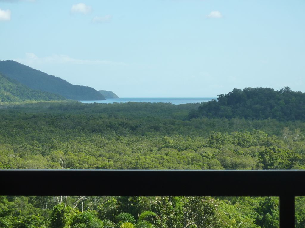 Daintree Holiday Homes - La Vista - Ocean Views with Private Pool & Jet Spa