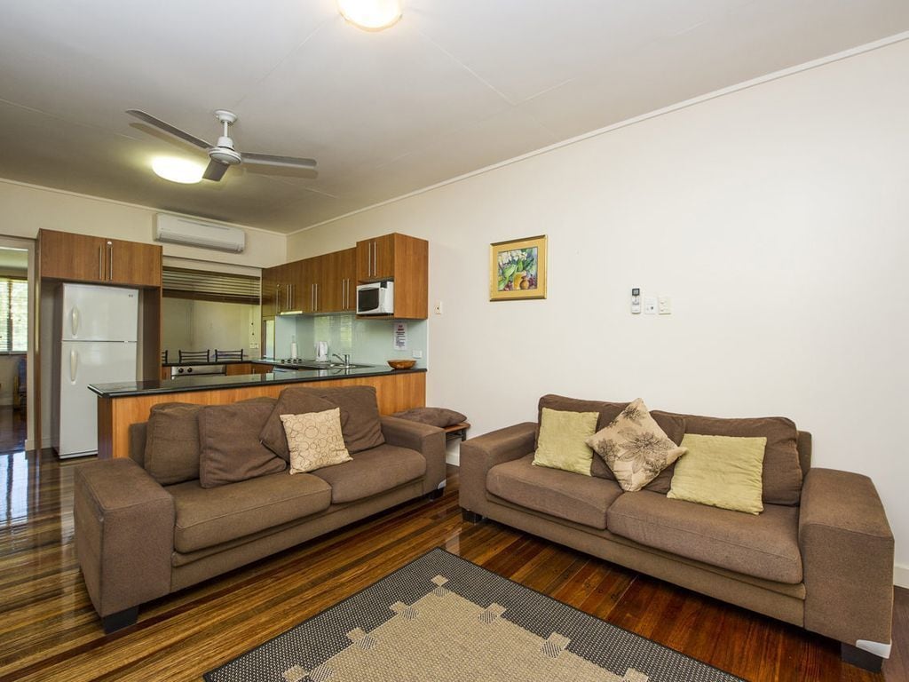 Picnic Bay Apartments Unit 3