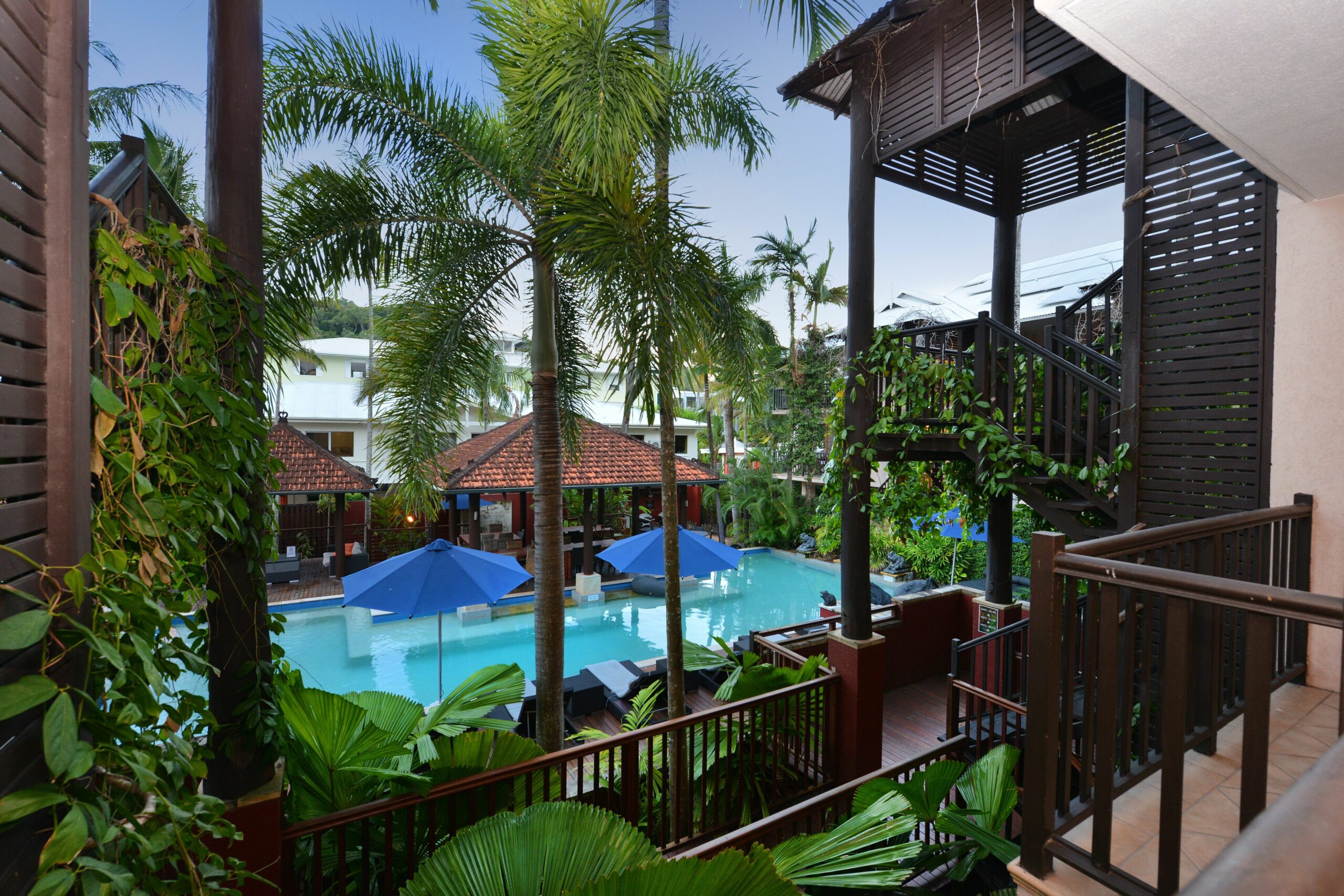 Balinese Inspired Apartment Within Walking Distance to the Heart of Port Douglas