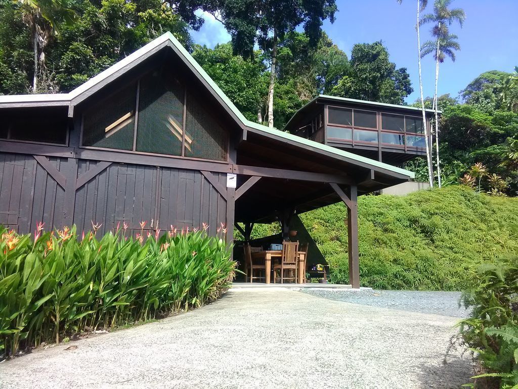 Daintree Holiday Homes - La Vista - Ocean Views with Private Pool & Jet Spa