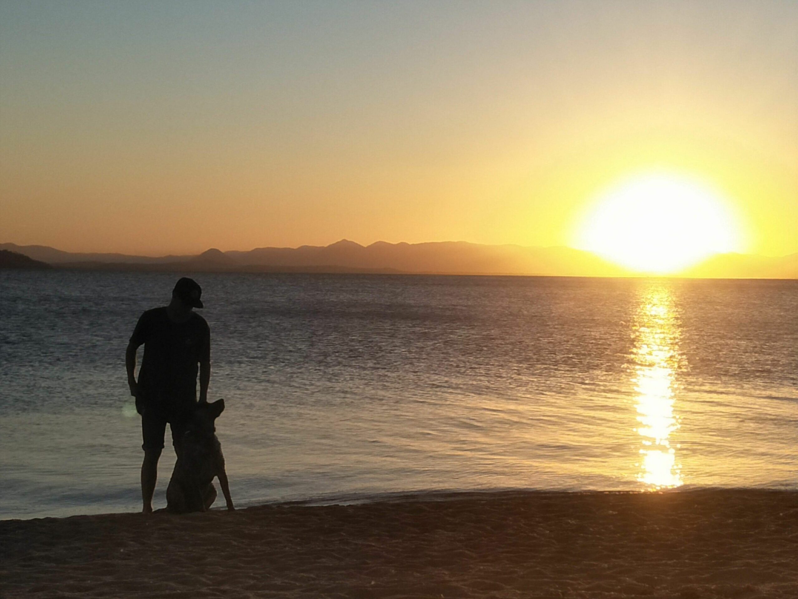 Magnetic Island Guest House, 5 MINUTE tropical lagoon walk to BEACH