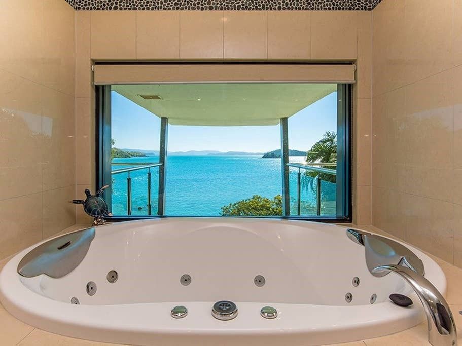 Edge Penthouse - Stunning Penthouse on Hamilton Island