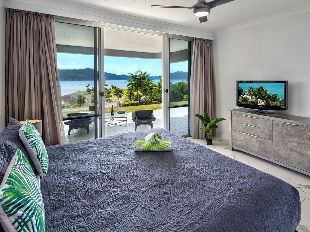 Frangipani Beachfront Lodge F7 on Hamilton Island by Hamorent