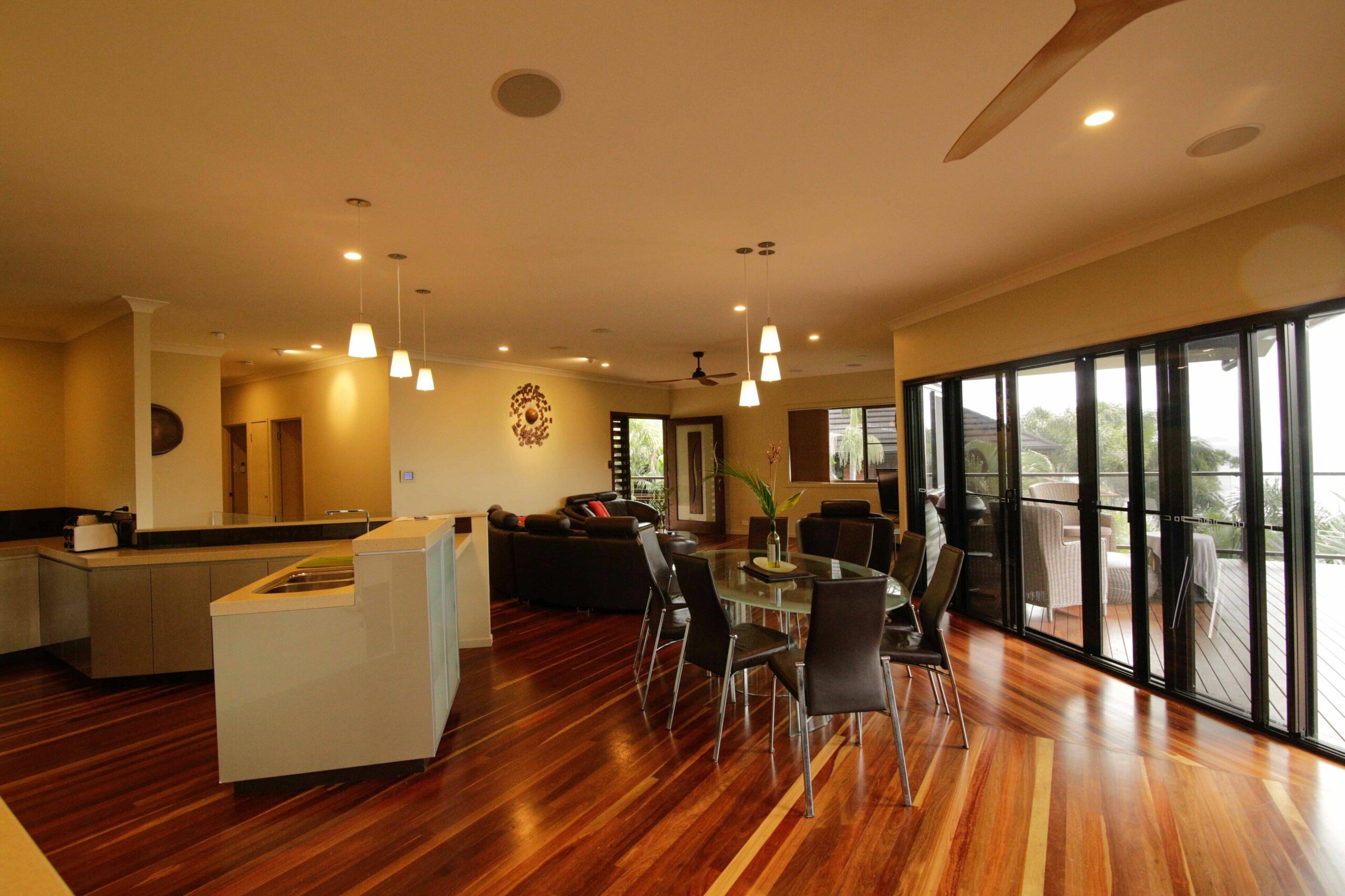 Panoramic Views and executive style family space, for the family or friends