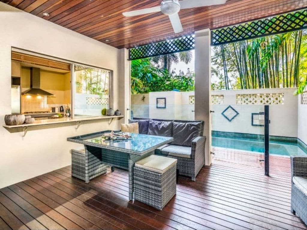 Cairns Resort Living With Private Pool for 8 12min to Airportwifiparking