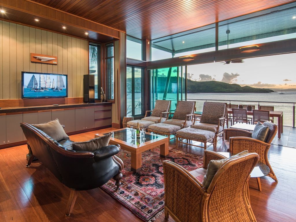 Yacht Club Villa 19 on Hamilton Island