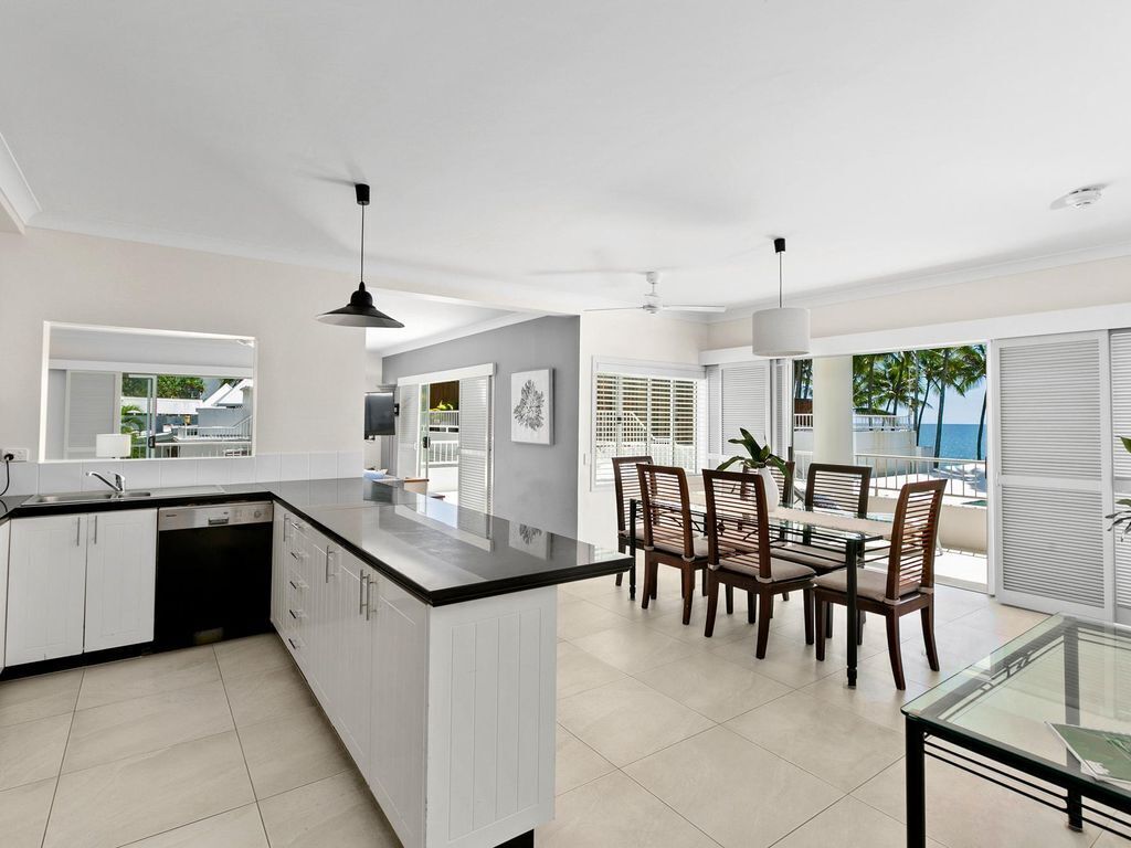 48 Alamanda, Palm Cove - Absolute Beachfront Apartment In Alamanda Resort With Private Pool