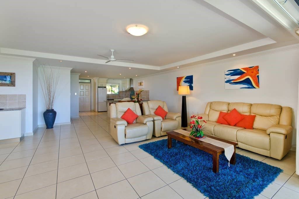 Blue Water Views 3 - Beautiful Apartment on Hamilton Island