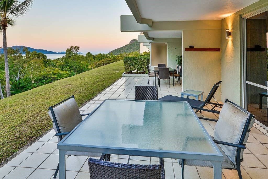 Poinciana Lodge 001 - Stunning Apartment on Hamilton Island