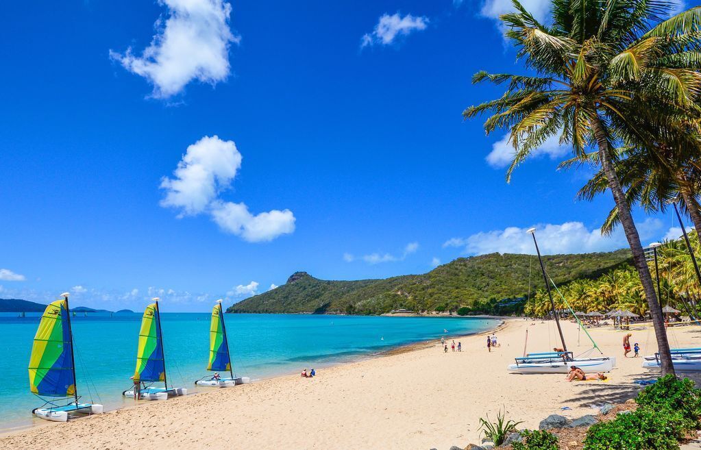 Poinciana Lodge 102 - Seaview Apartment on Hamilton Island