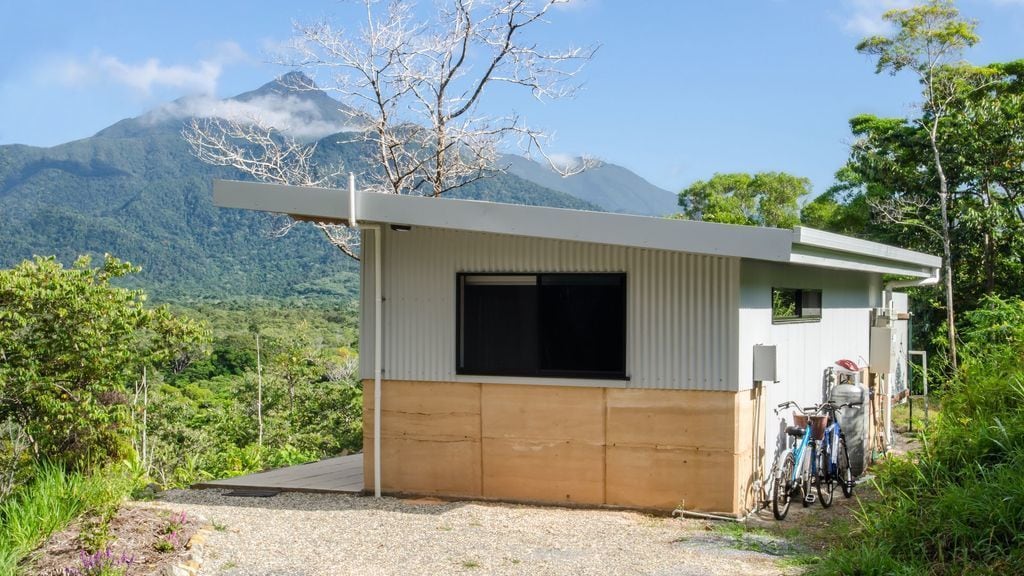 Wompoo Retreat - Rambutan Bungalow With Views