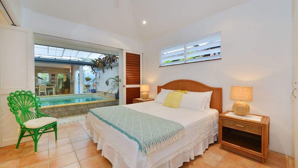 Beachfront 3 Bedroom Bliss in Port Douglas, Private and Perfect Getaway