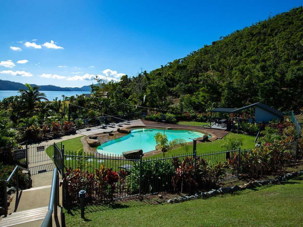 Lagoon 003 on the Beach Hamilton Island by Hamorent