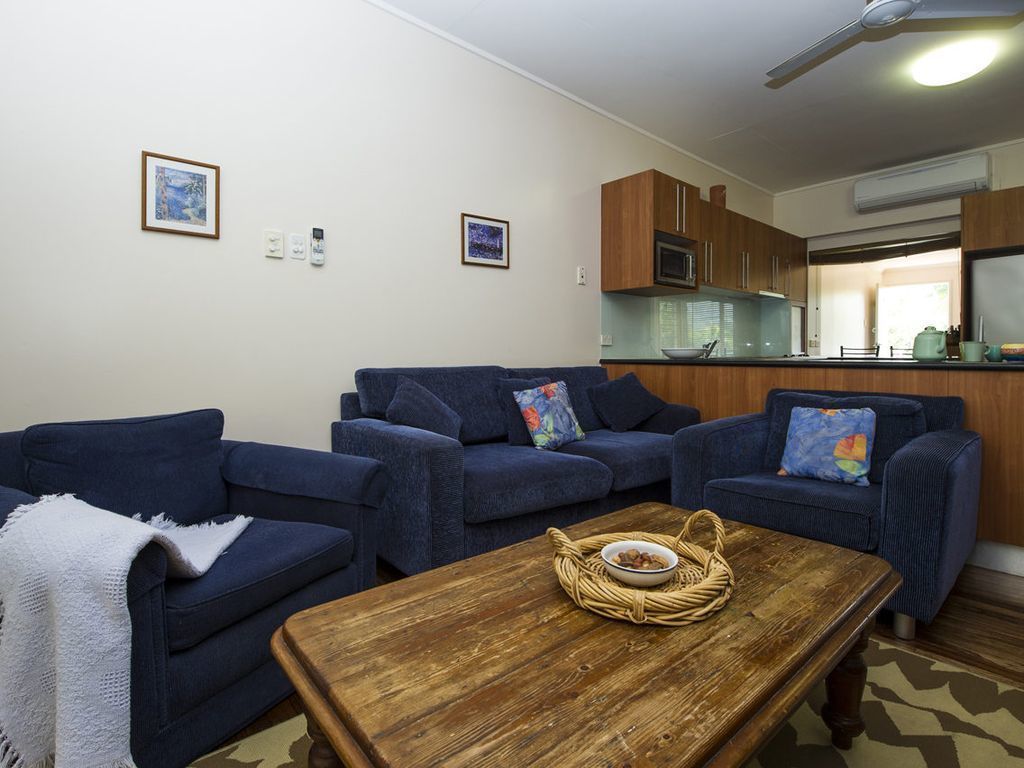 Picnic Bay Apartments Unit 4