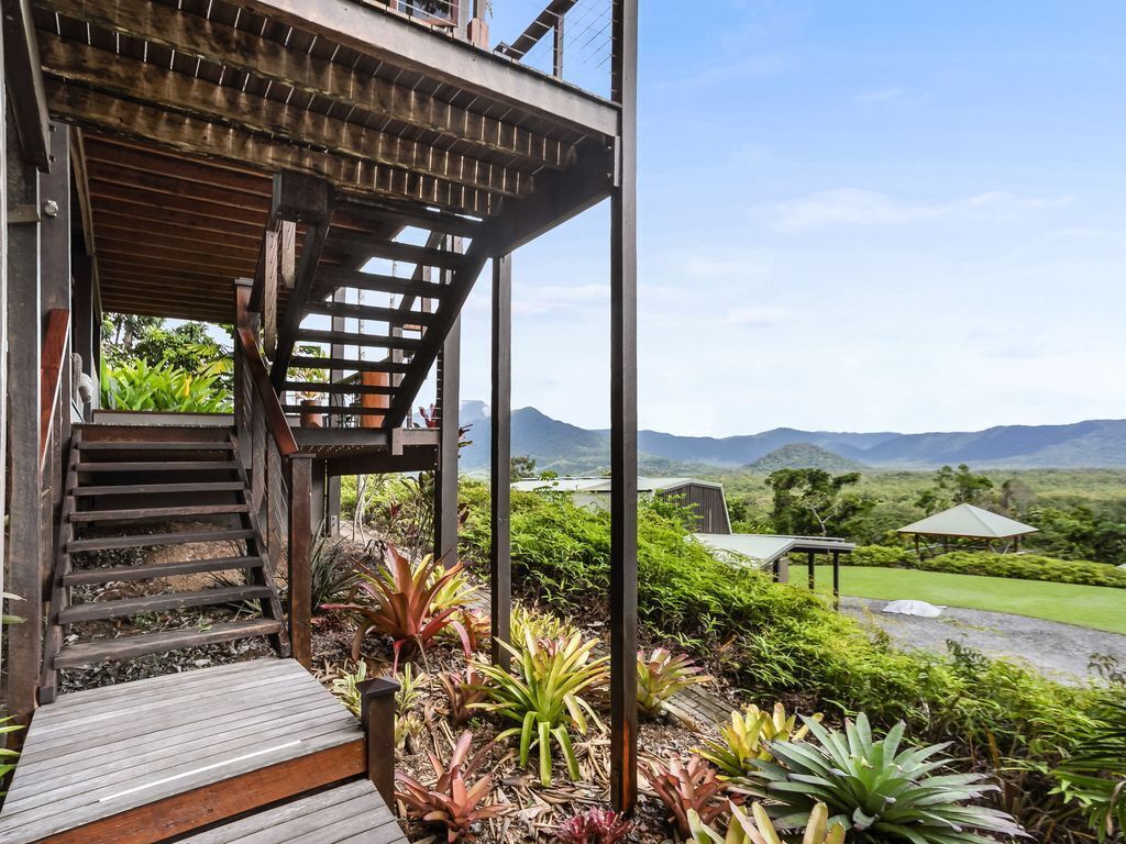 Daintree Holiday Homes - La Vista - Ocean Views With Private Pool & Jet Spa