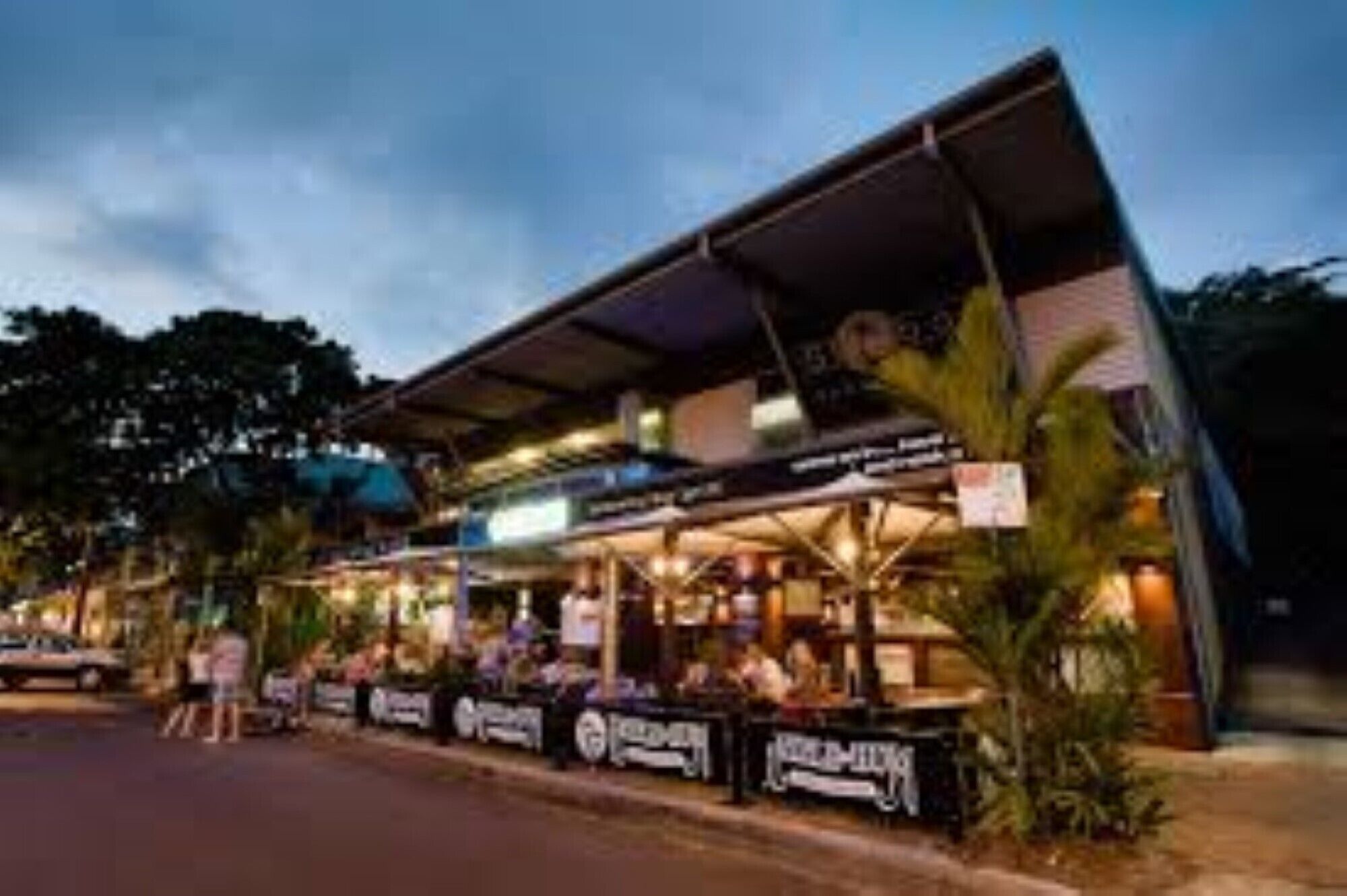 Port Douglas Affordable Accommodation With 18 Central Plaza